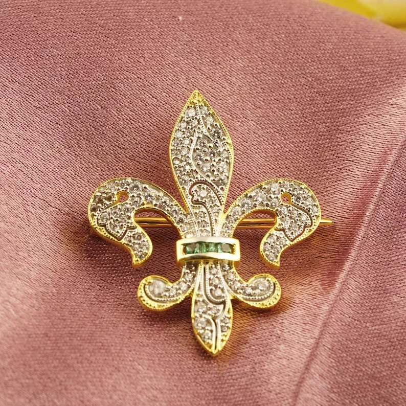 Antique Emerald & Diamond 10K Yellow Gold Over Fleur De Lis Style Brooch Pin 1PC Antique Emerald & Diamond 10K Yellow Gold Over Fleur De Lis Style Brooch Pin 1PC