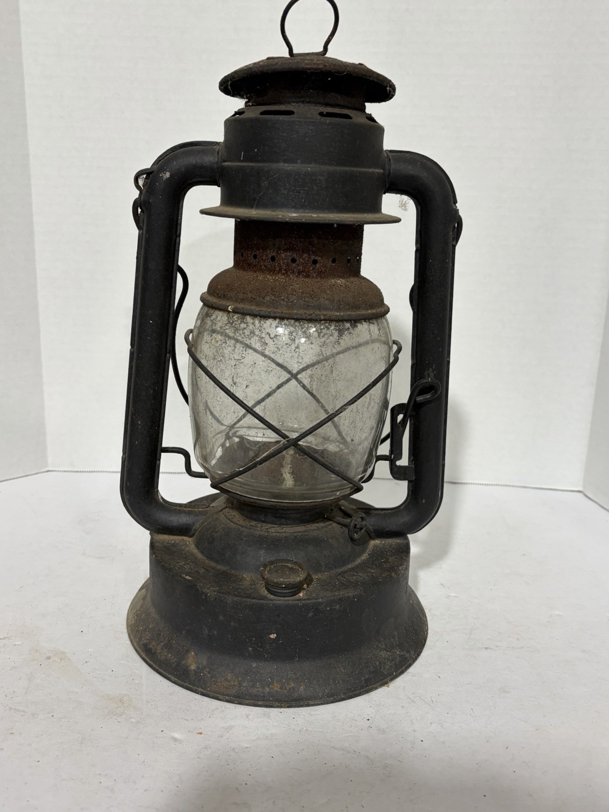 Antique Dietz Lantern Number 2 Crown Barn Find Antique Dietz Lantern Number 2 Crown Barn Find