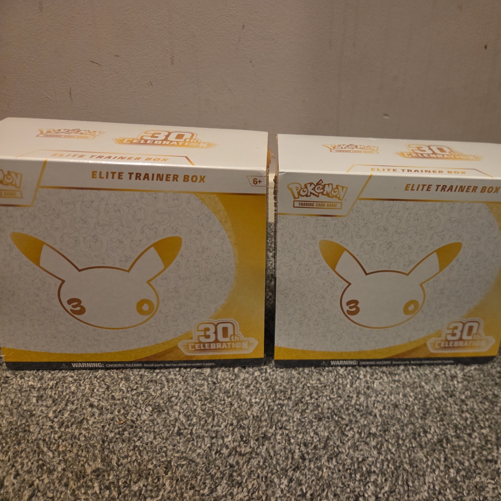 2x Pokémon 30th Anniversary Elite Trainer Box ETB - New & Sealed ✅ Inhand 2x Pokémon 30th Anniversary Elite Trainer Box ETB - New & Sealed ✅ Inhand