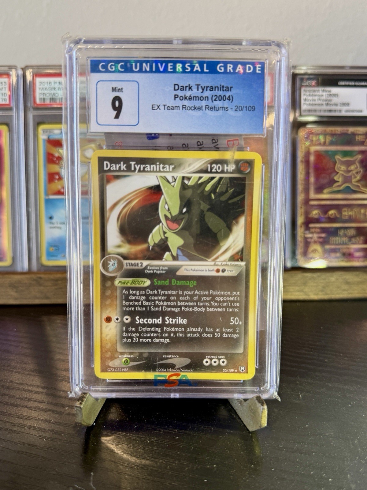 CGC 9 MINT Dark Tyranitar 20/109 Pokemon 2004 EX Team Rocket Returns CGC 9 MINT Dark Tyranitar 20/109 Pokemon 2004 EX Team Rocket Returns
