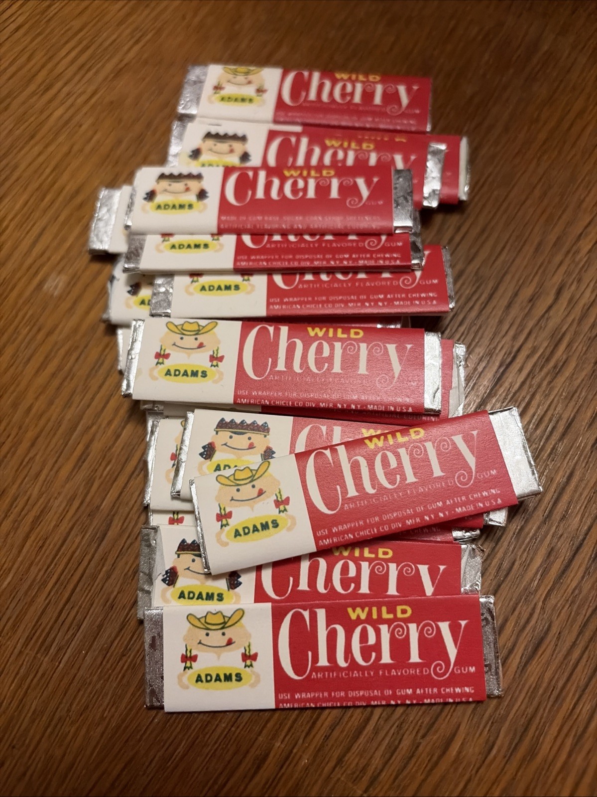 RARE Vintage 1960's Unopened ADAMS WILD CHERRY GUM 20 Sticks NOS Mint Condition RARE Vintage 1960's Unopened ADAMS WILD CHERRY GUM 20 Sticks NOS Mint Condition