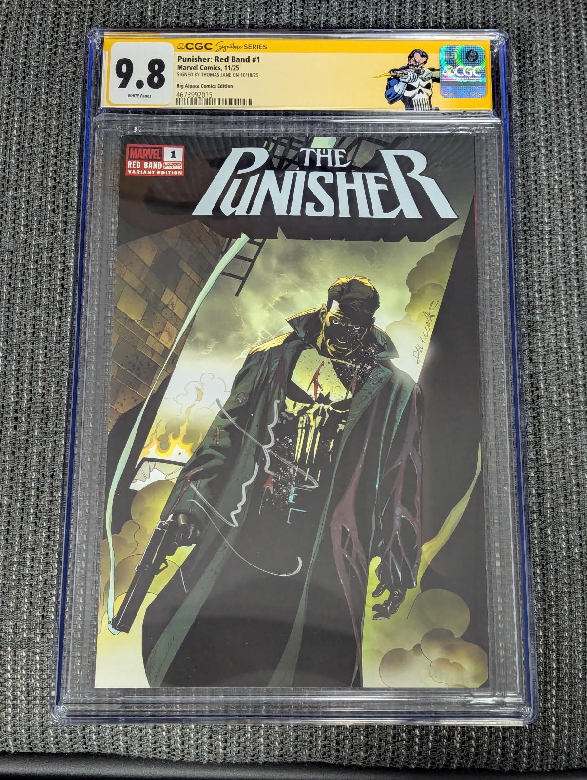 Punisher: Red Band #1 Big Texas Exclusive CGC SS 9.8 Signed by Thomas Jane Punisher: Red Band #1 Big Texas Exclusive CGC SS 9.8 Signed by Thomas Jane
