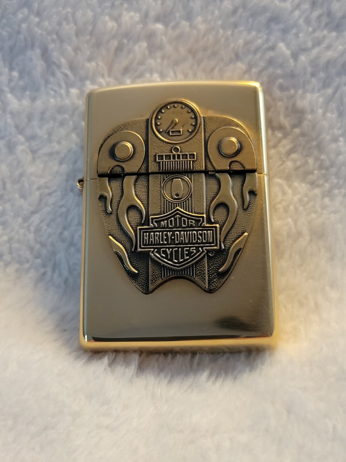 MINT RARE 1999 HD Fuel Tank Surprise Zippo Lighter 254BHD H266 Tank/Fuel GA MINT RARE 1999 HD Fuel Tank Surprise Zippo Lighter 254BHD H266 Tank/Fuel GA