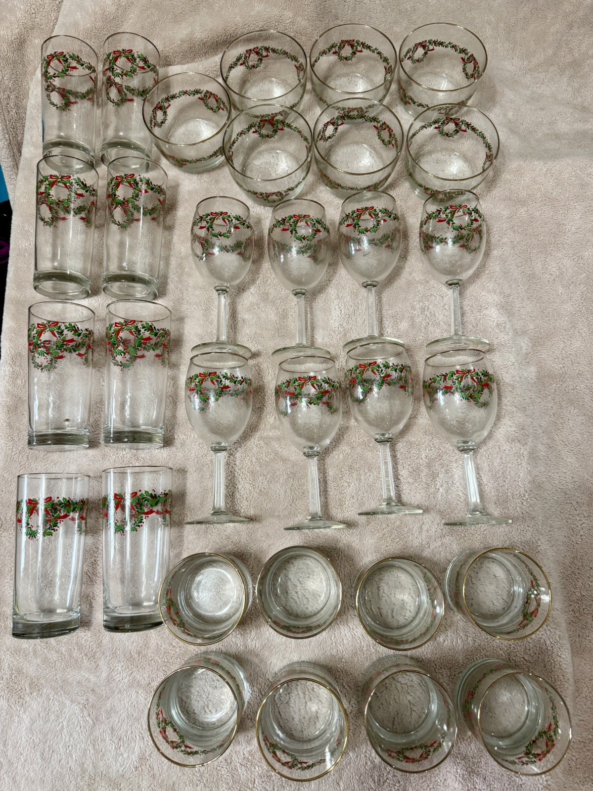 Vintage Holly & Berry Christmas Glassware Set, 31 Pieces, Gold Rim