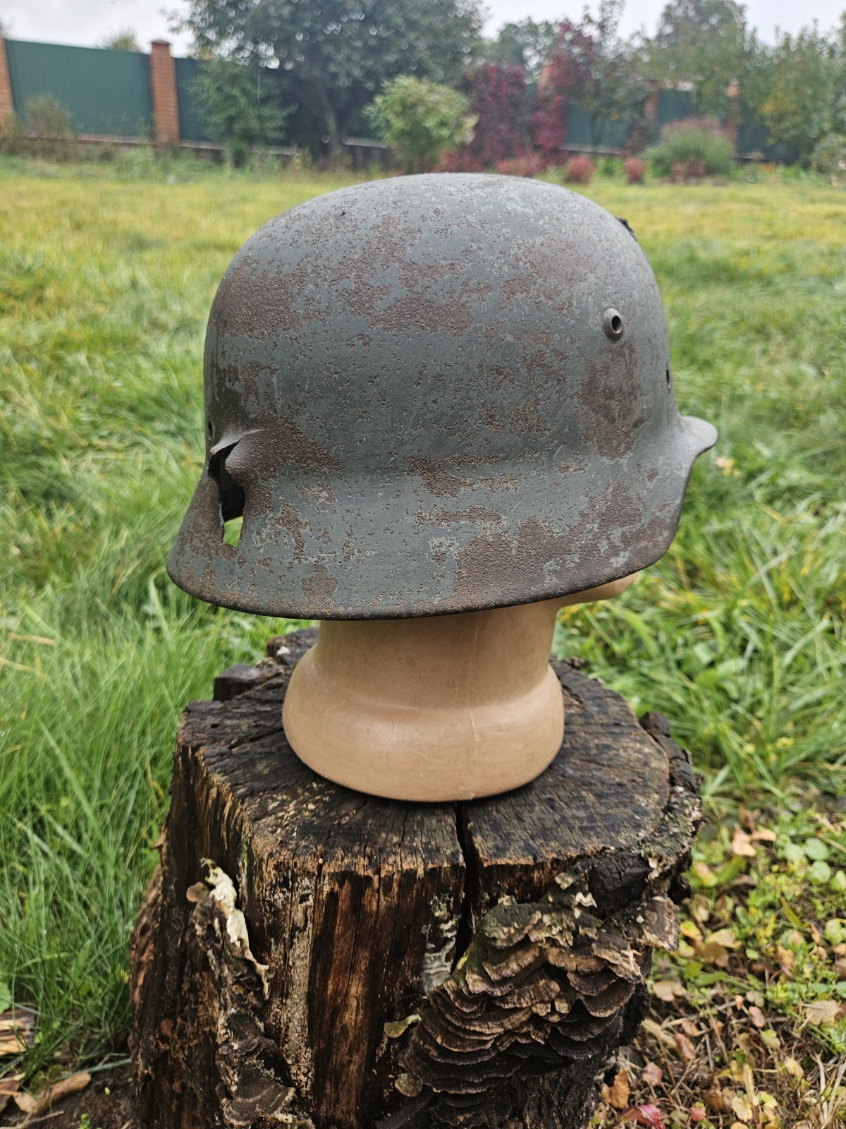 Original German Helmet M35 ET64 Relic of Battlefield WW2 Wehrmacht Decal Number Original German Helmet M35 ET64 Relic of Battlefield WW2 Wehrmacht Decal Number