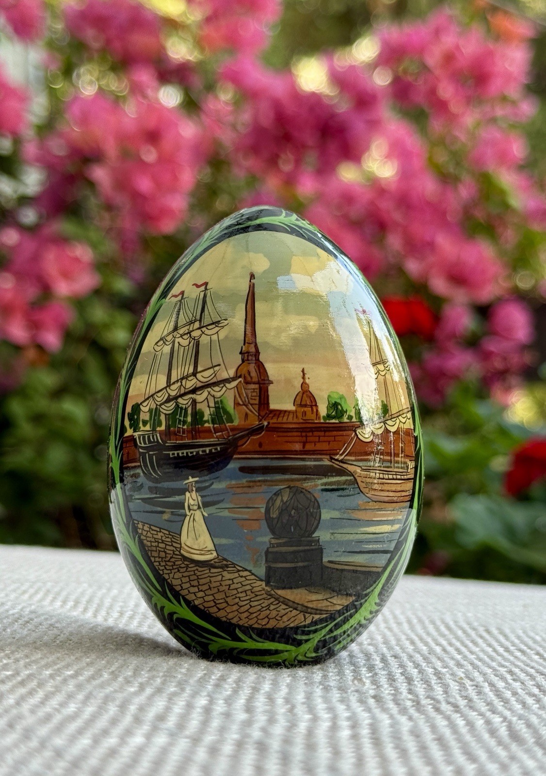 Vintage 1998 Russian Hand Painted Lacquer Egg St Petersburg Sailing Ships 3.6"