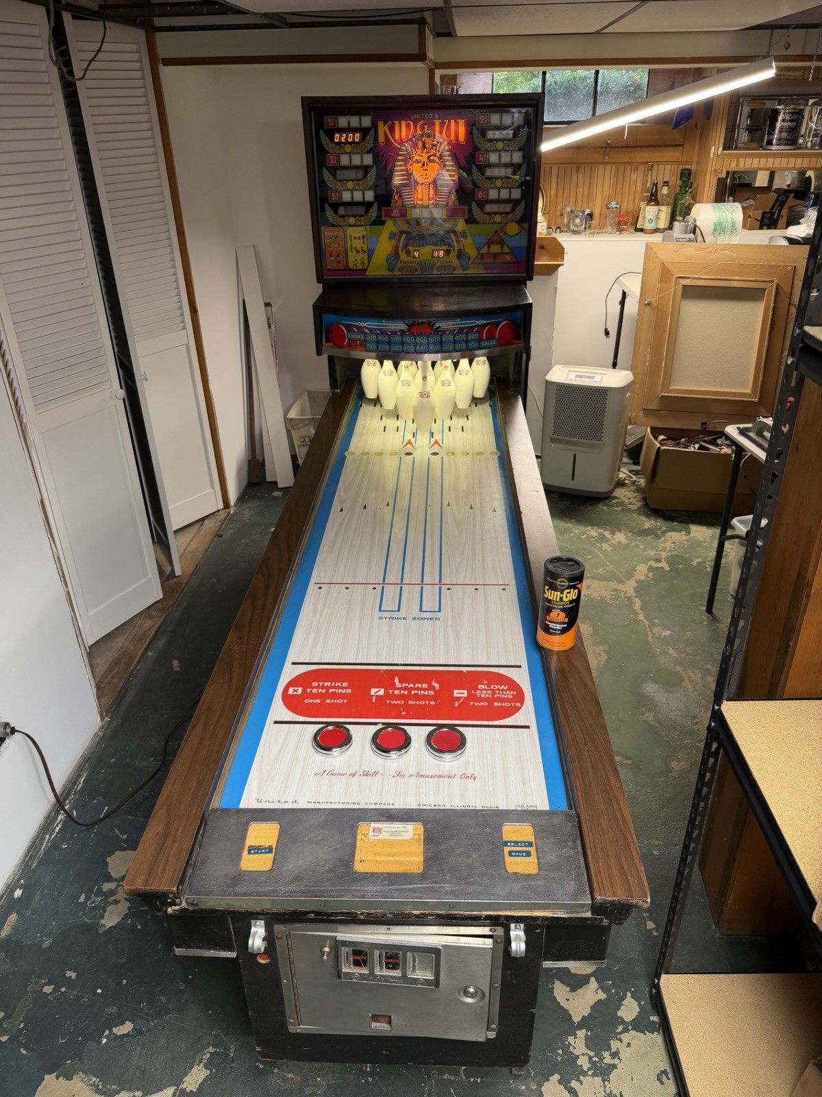 1979 King Tut Shuffle Alley - Williams / United (bowlers) *Needs Work