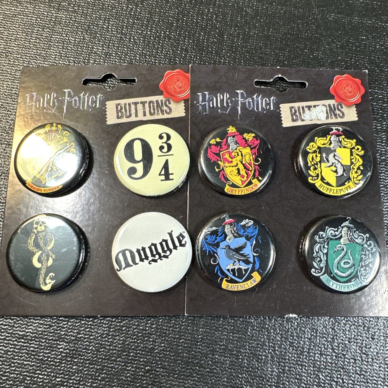 New Harry Potter Buttons all houses  sets 1 and 3 8 pin lot ata-boy inc 