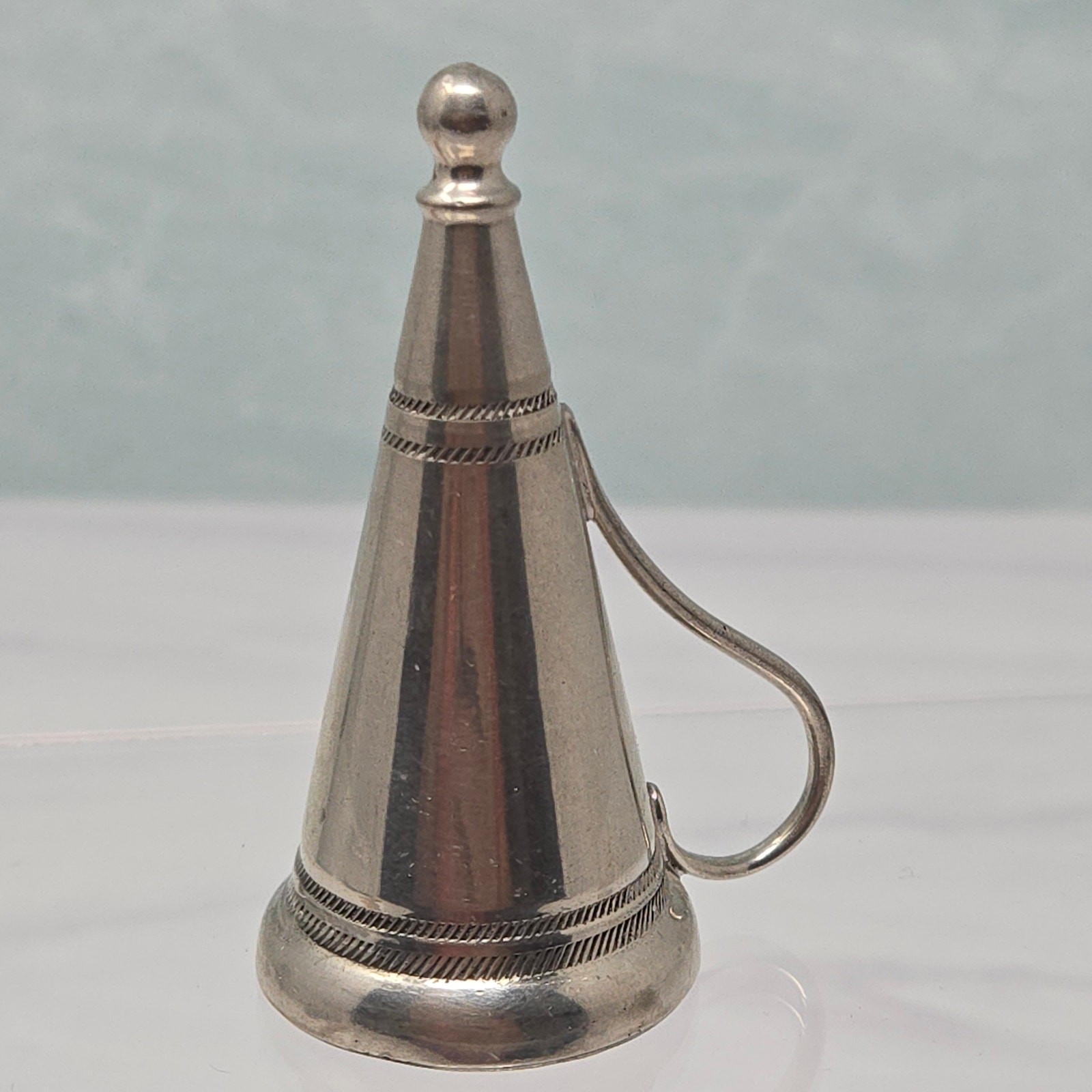 Stieff Pewter Early American Reproduction Candle Snuffer for Smithsonian