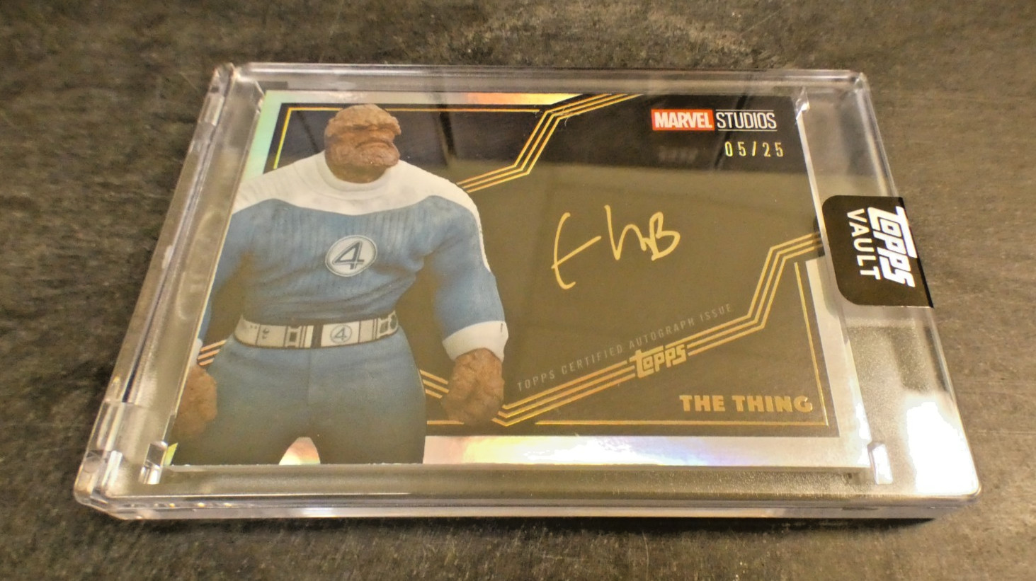 2026 Topps Marvel Vault Laced in Gold Auto Ebon Moss-Bachrach as The Thing /25 2026 Topps Marvel Vault Laced in Gold Auto Ebon Moss-Bachrach as The Thing /25