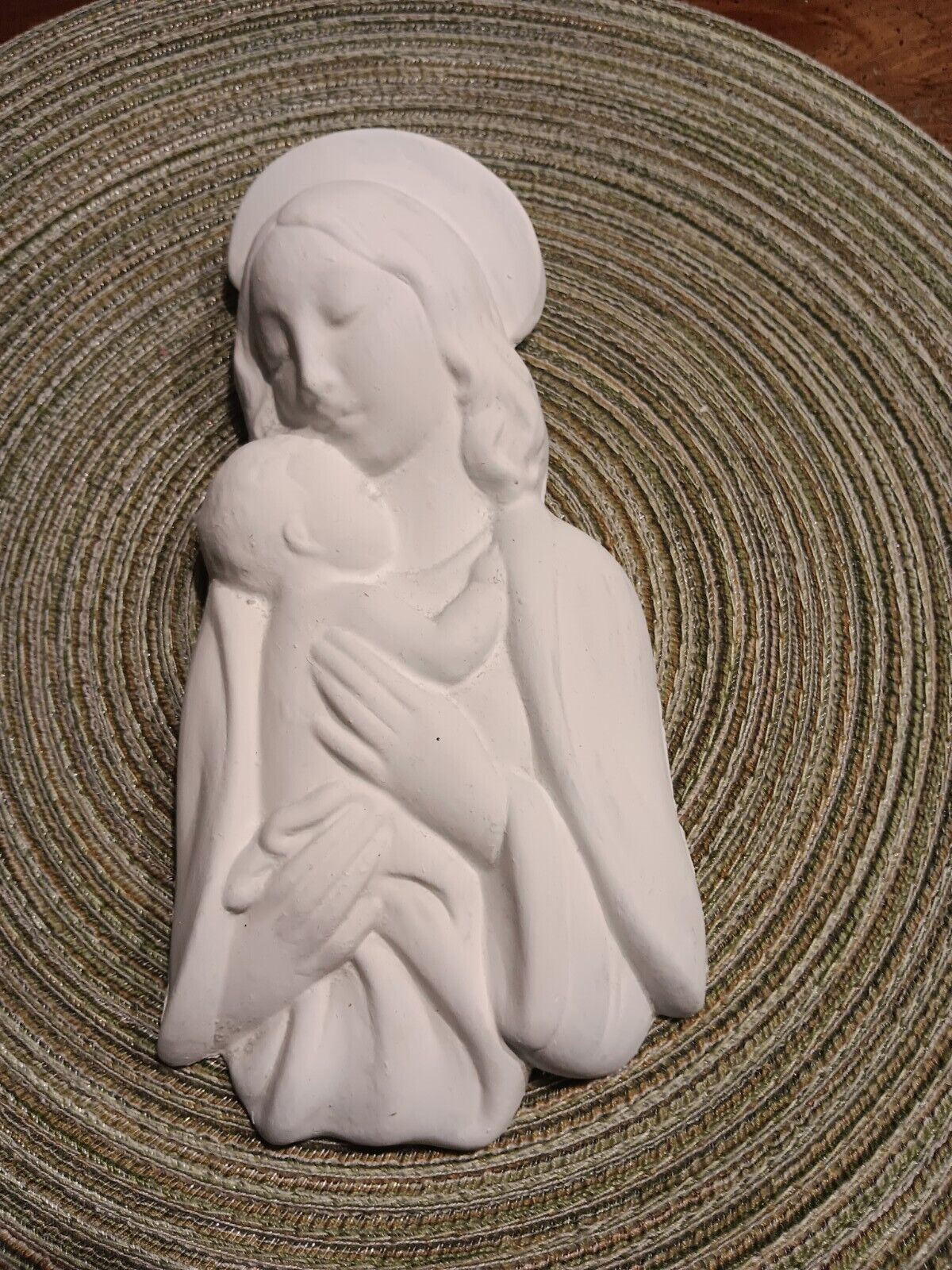 Vintage Madonna Mary & Baby Jesus Chalkware Wall Hanging Mother Child White
