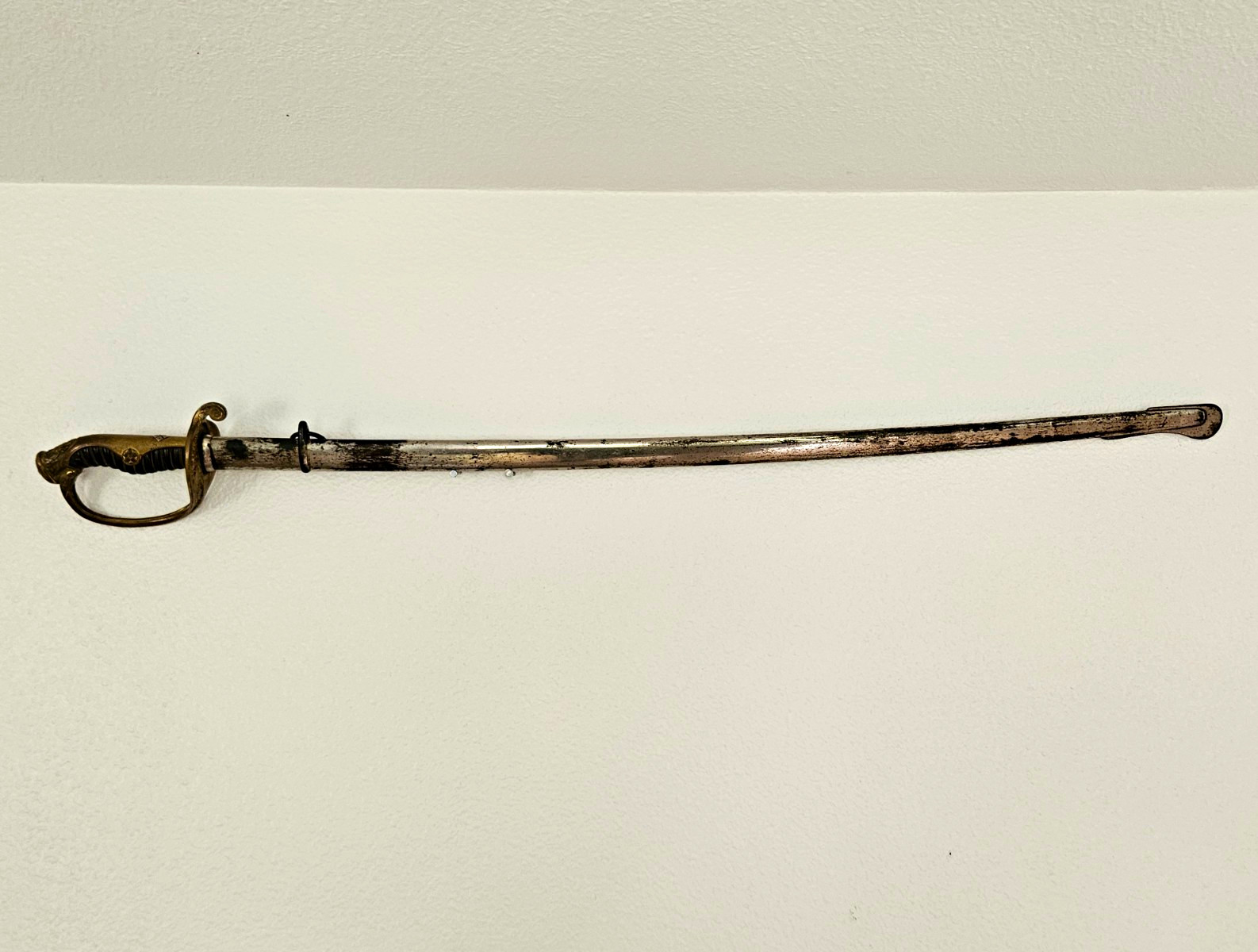 WWII Japanese Army Type 19 Kyu Gunto Officer Dress Sword Saber With Scabbard WWII Japanese Army Type 19 Kyu Gunto Officer Dress Sword Saber With Scabbard