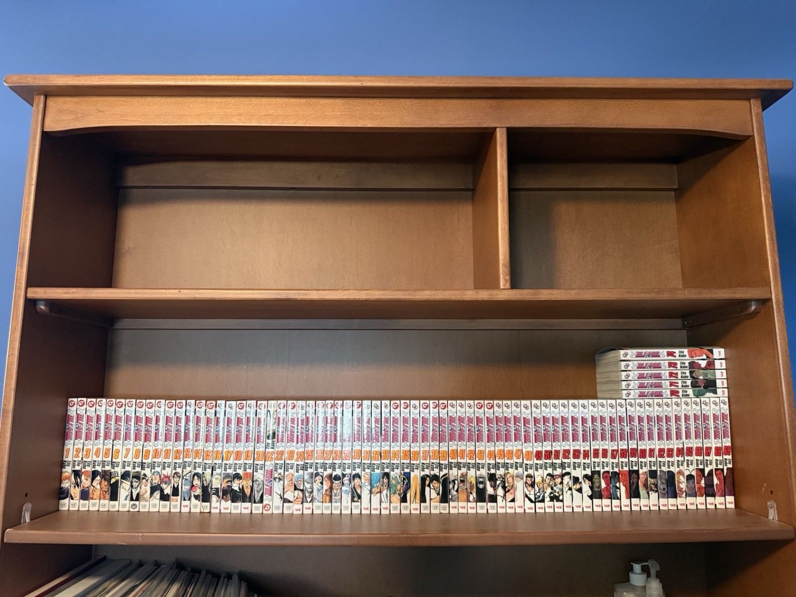 ALL BLEACH MANGA All Colour But The Black Art Book VIZ ALL BLEACH MANGA All Colour But The Black Art Book VIZ