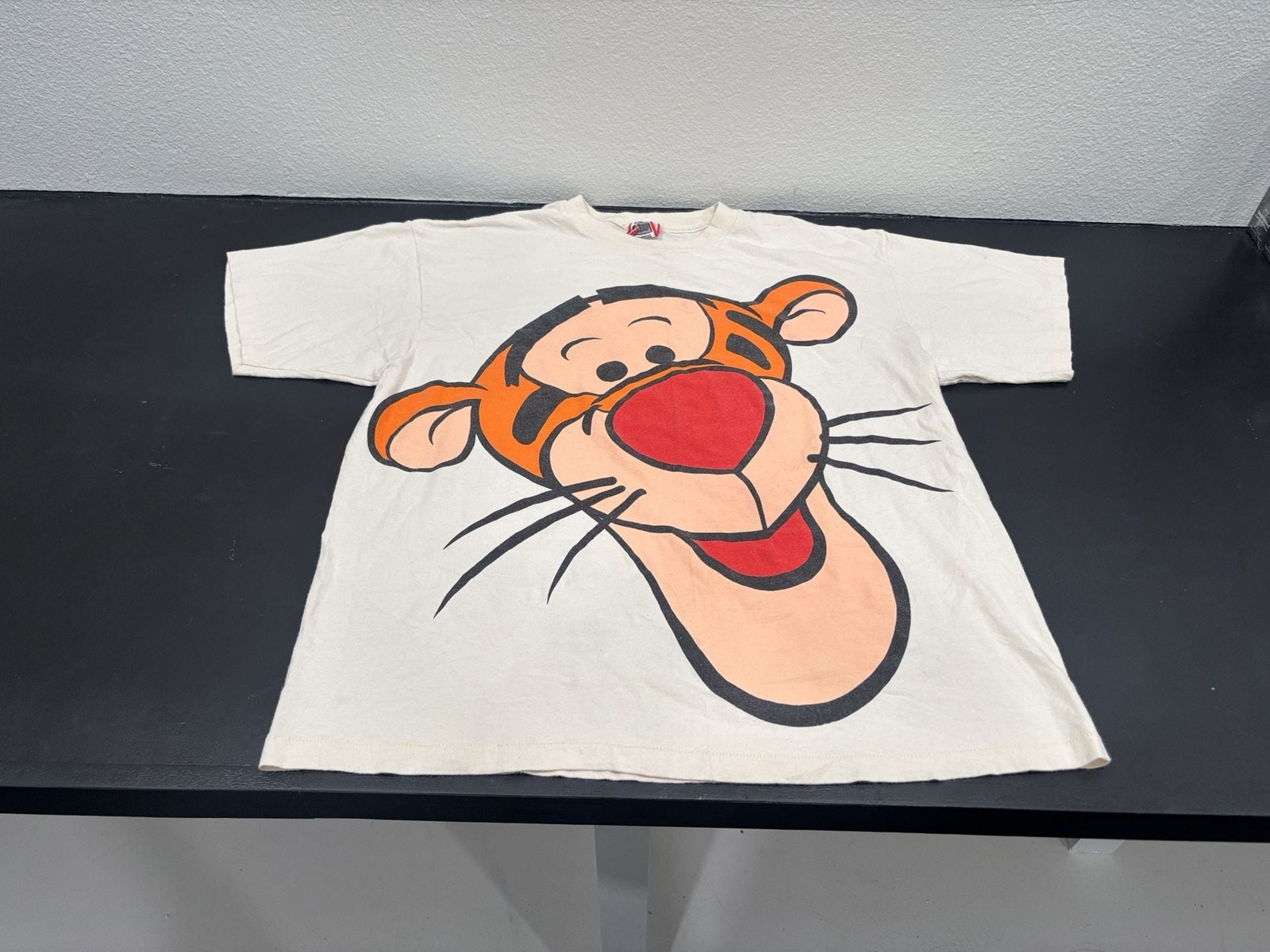Disney Designs Tigger Face T-Shirt Size One Size Fits All Vintage USA