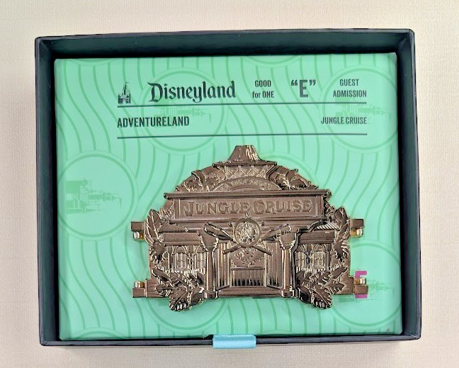 Disney D23 Expo 2026 MOG Attraction Panoramas Pins - JUNGLE CRUISE LE 400 Disney D23 Expo 2026 MOG Attraction Panoramas Pins - JUNGLE CRUISE LE 400