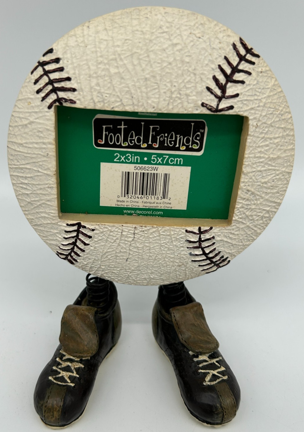 Baseball-shaped Photo Frame~Standing Movable Shoes~Fits 2" x 3" Picture~Vintage Baseball-shaped Photo Frame~Standing Movable Shoes~Fits 2" x 3" Picture~Vintage