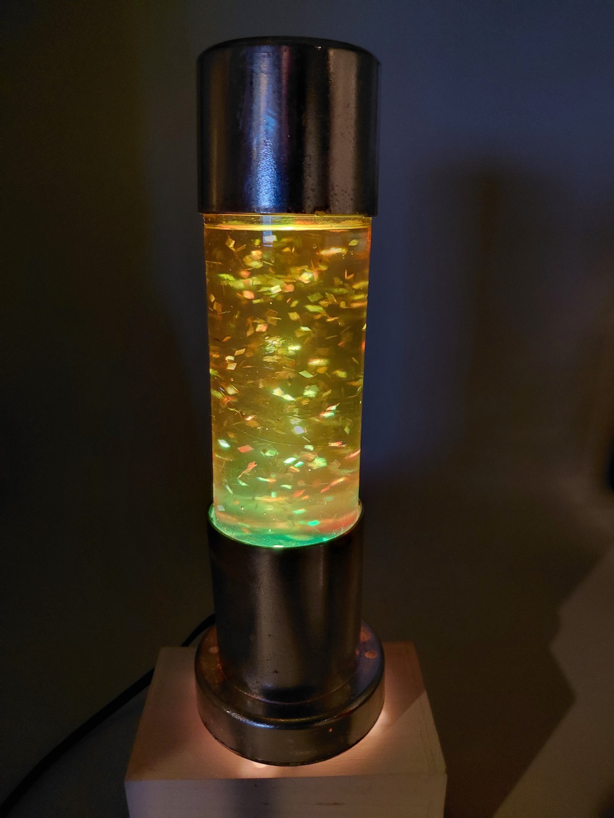RARE Vintage 80'S YAPS 10'' Confetti Gold Glitter Lava Lamp WORKS see Video RARE Vintage 80'S YAPS 10'' Confetti Gold Glitter Lava Lamp WORKS see Video