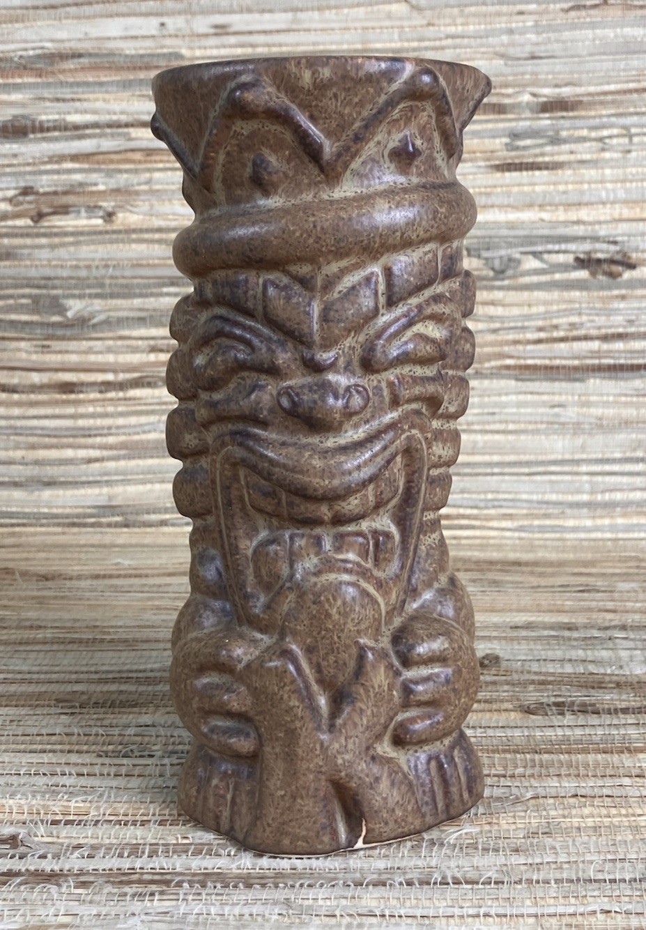 Kustom Lane Australia Tiki Mug Tiki Farm Hughes 2012 Stone/Brown 7" Tall New