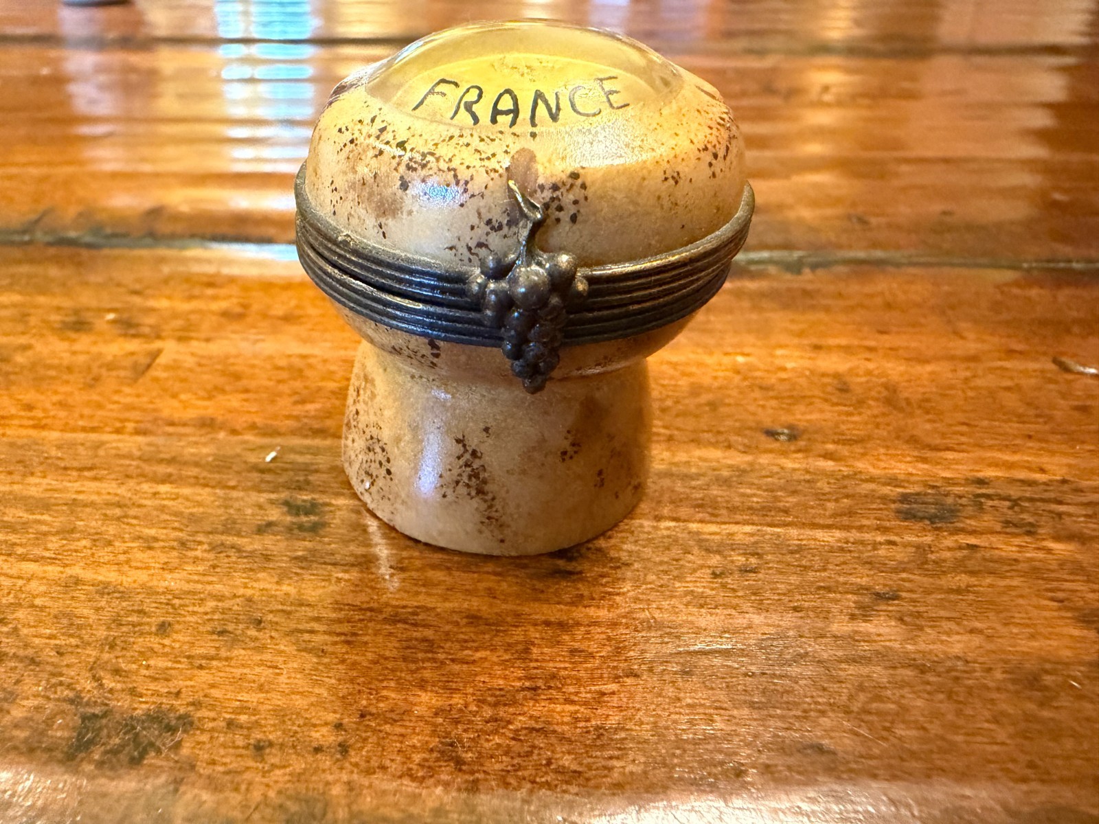 Vintage Limoges France Champagne Cork Trinket Box Peint Main Grape Clasp Hinged Vintage Limoges France Champagne Cork Trinket Box Peint Main Grape Clasp Hinged