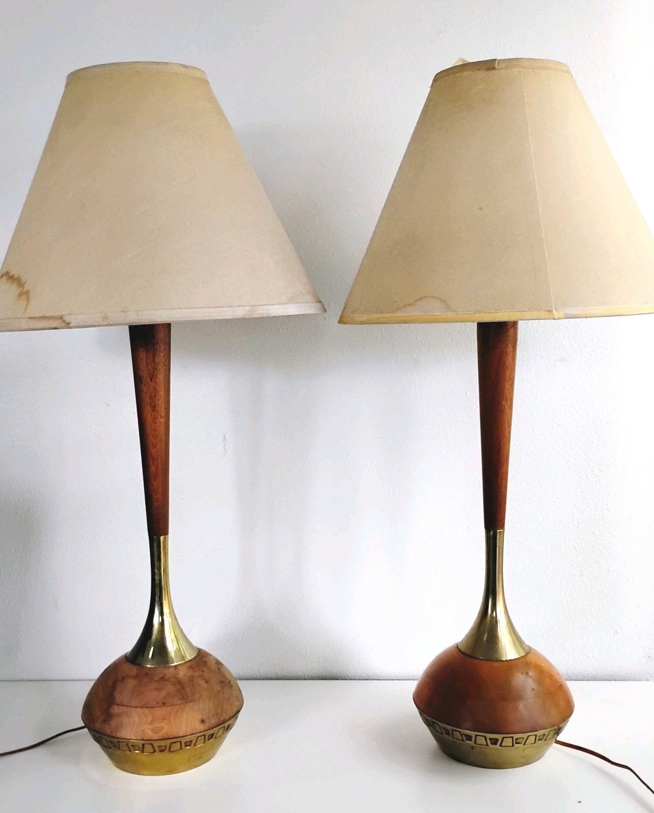 Vintage MCM Genie Table Lamps Pair Laurel Style Wood Brass Mid Century Modern Vintage MCM Genie Table Lamps Pair Laurel Style Wood Brass Mid Century Modern
