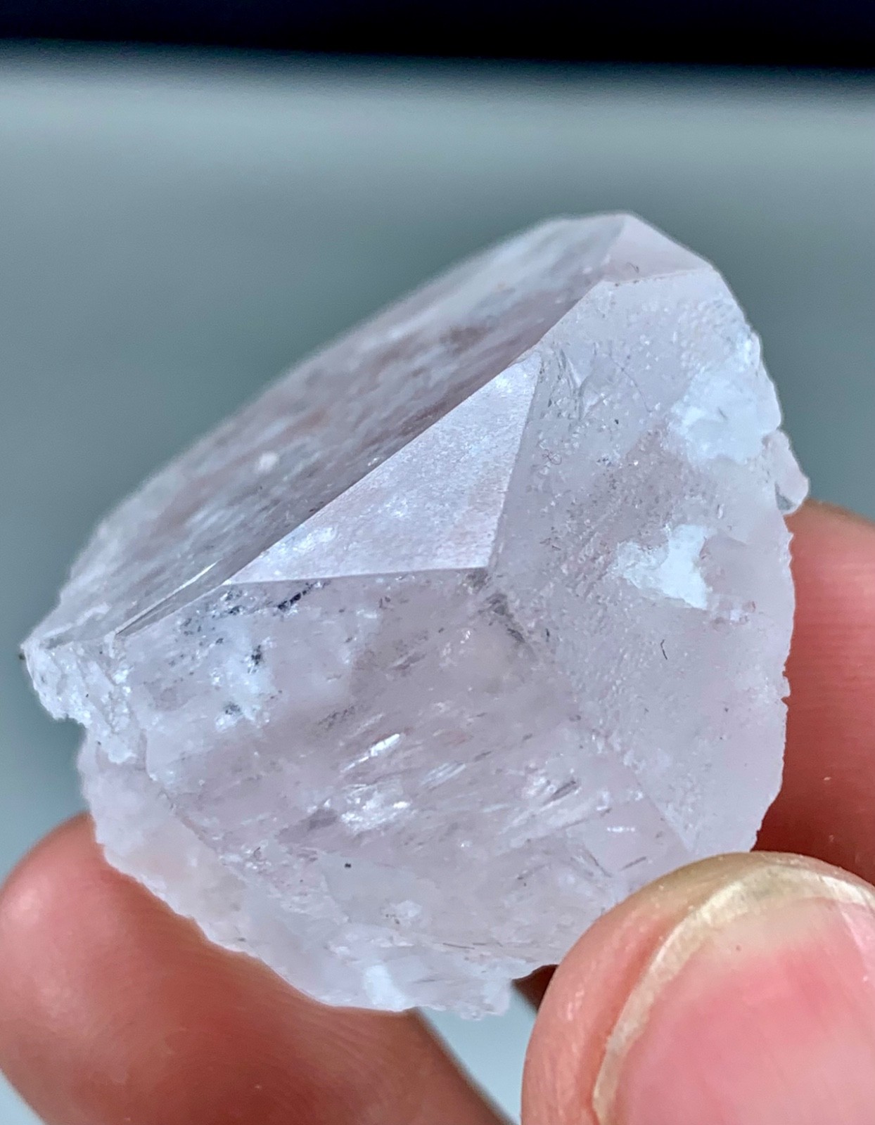44g Natural Morganite Crystal From Shigar Pakistan 44g Natural Morganite Crystal From Shigar Pakistan