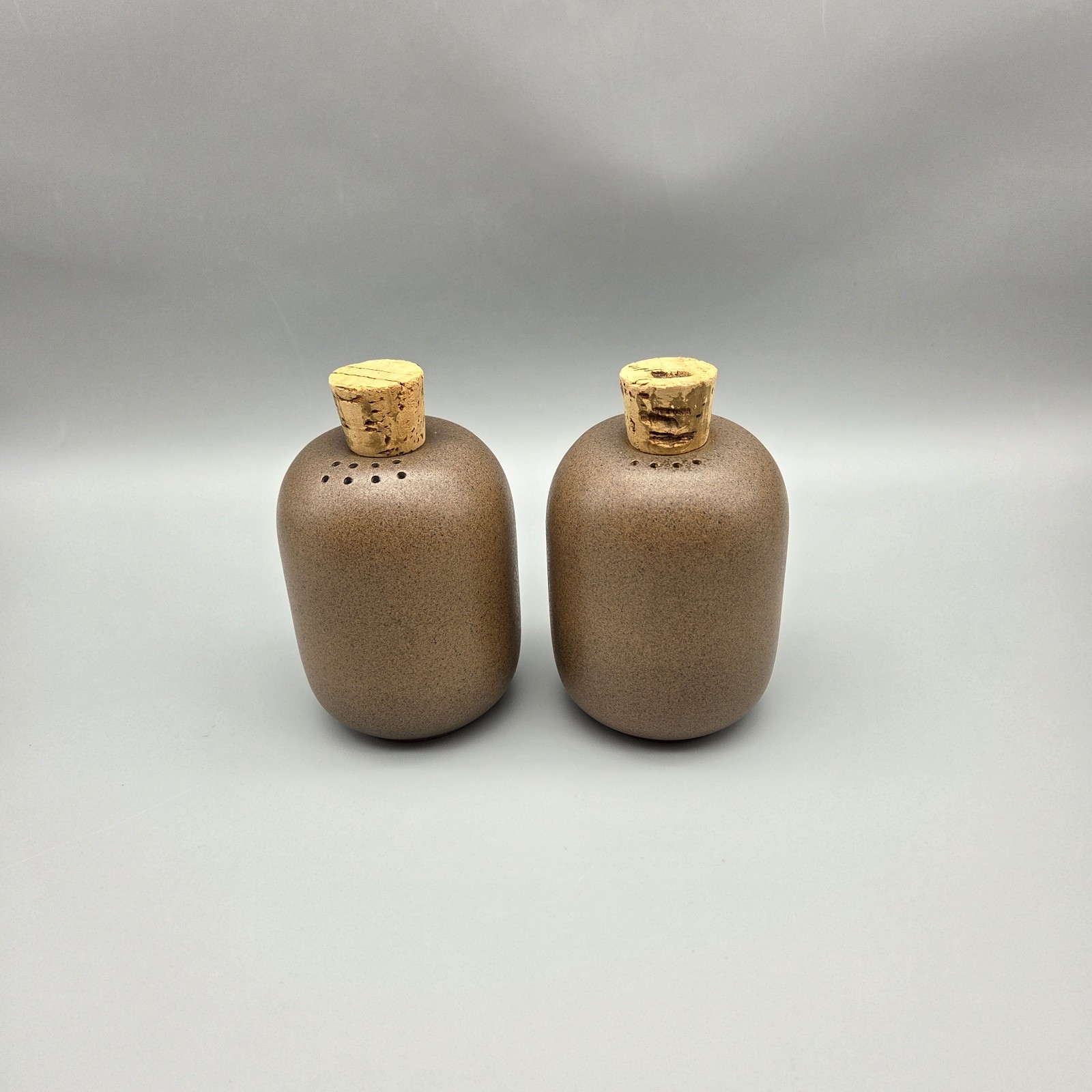 VTG Edith Heath Ceramic Salt & Pepper Shakers Brown MCM Original Stoppers 4.75"