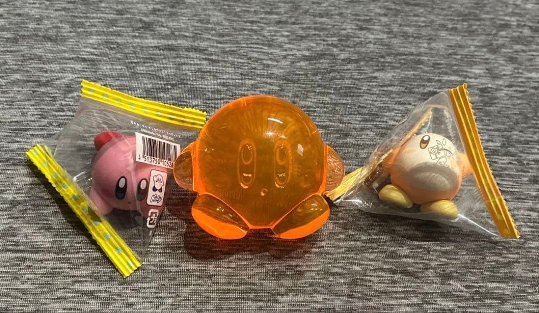 Kirby Interior Mini Figure & Ornament 3-Piece Set Kirby Interior Mini Figure & Ornament 3-Piece Set