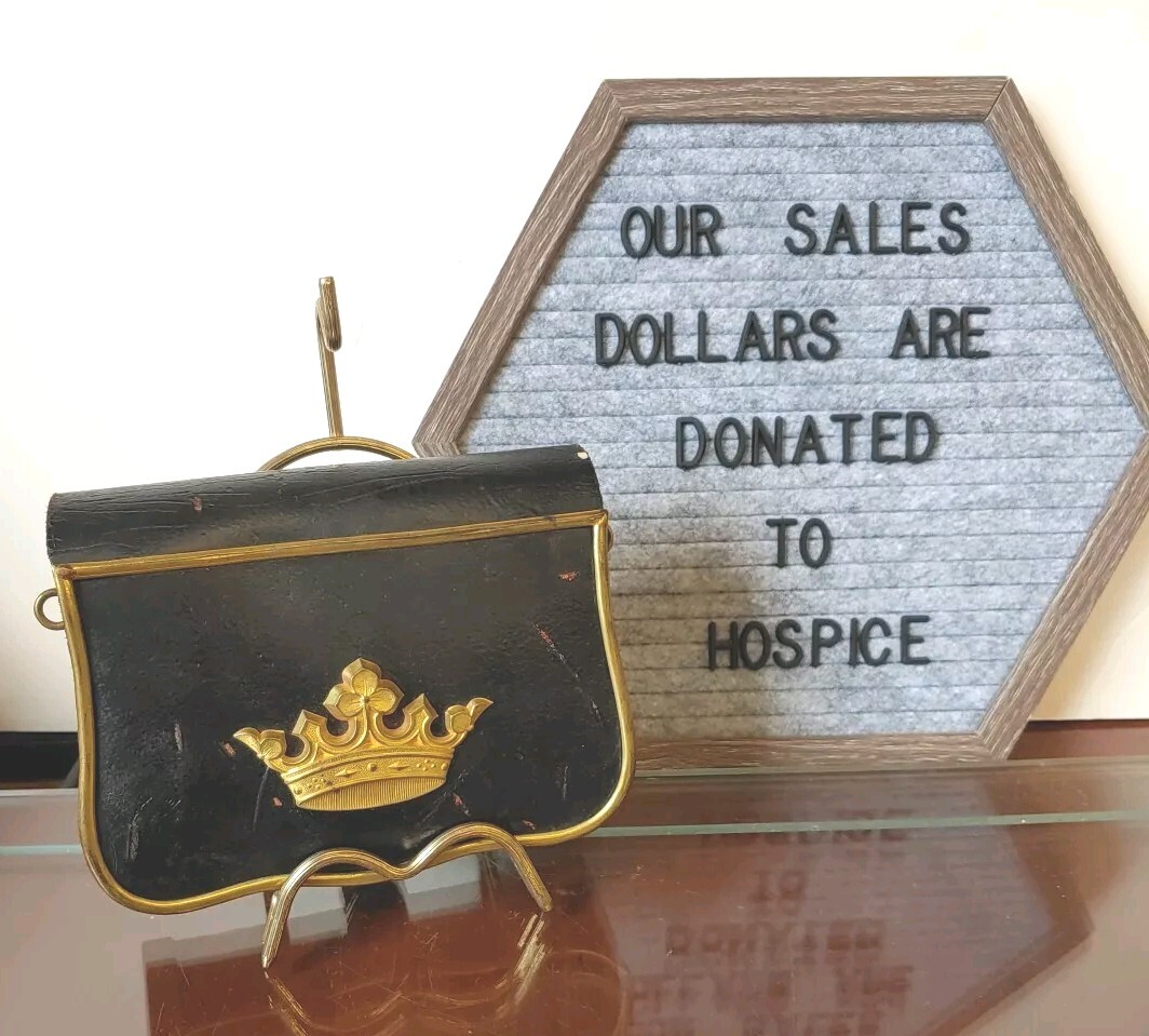 1800s French Napoleonic Brass / Leather / Wood Crown Ammunition Pouch Case 1800s French Napoleonic Brass / Leather / Wood Crown Ammunition Pouch Case