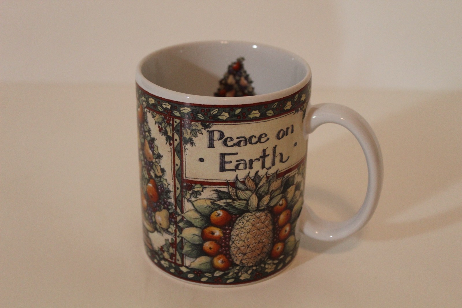Vintage 1998 Lang and Wise Susan Winget 12 oz Ceramic Coffee Mug Vintage 1998 Lang and Wise Susan Winget 12 oz Ceramic Coffee Mug