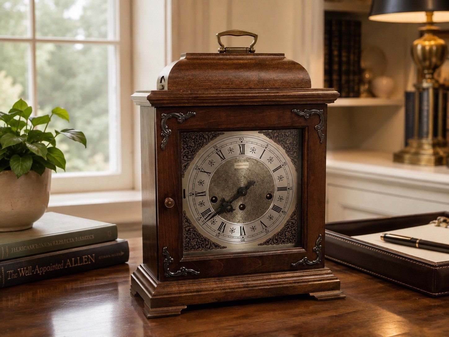 đź’™Vintage Hamilton Mantle Clock -Movement w/Westminster Chime Works + Key đź’™Vintage Hamilton Mantle Clock -Movement w/Westminster Chime Works + Key