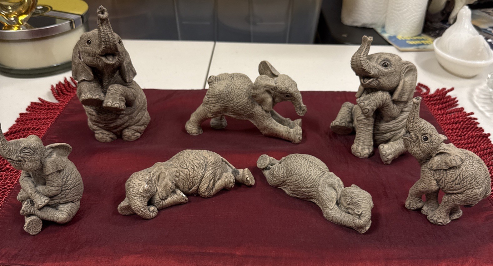 7 The Herd Elephant Figures -Siesta, Winks, Prancer, Me, Duster, Peanut, Popcorn 7 The Herd Elephant Figures -Siesta, Winks, Prancer, Me, Duster, Peanut, Popcorn