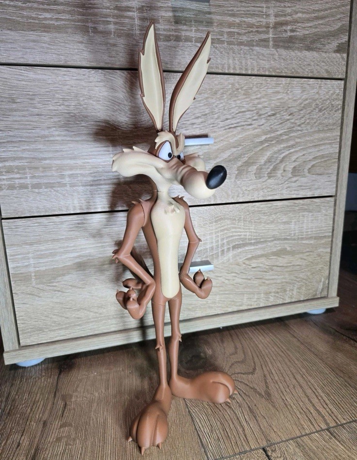 LARGE Wile E Coyote Figure 15” BEST PRICE LARGE Wile E Coyote Figure 15” BEST PRICE