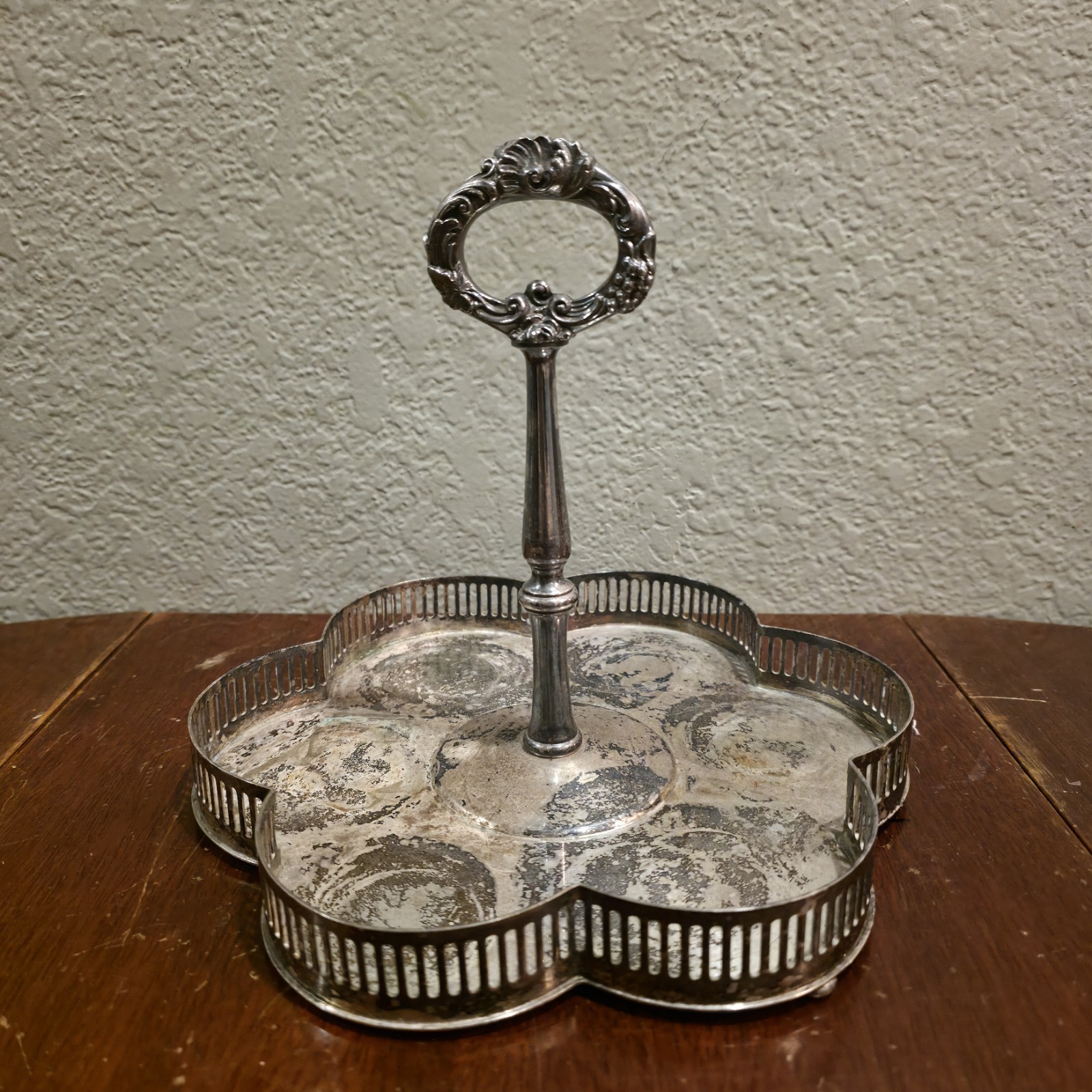 Vintage Silver Plated Caddy 72 Vintage Silver Plated Caddy 72