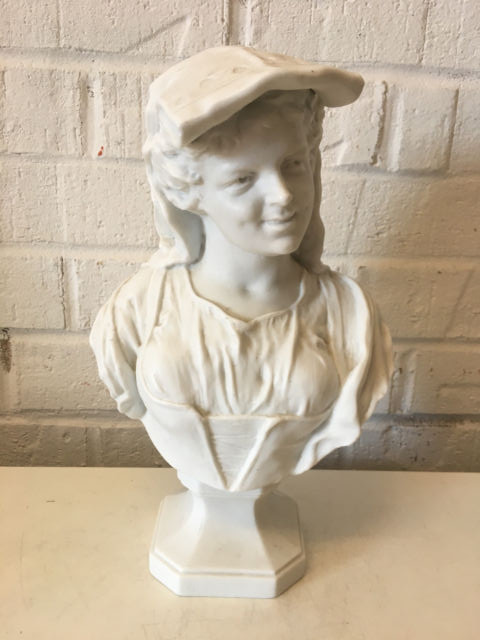 Antique Mauger & Fils French Bisque Porcelain Ceramic Bust of Woman Antique Mauger & Fils French Bisque Porcelain Ceramic Bust of Woman