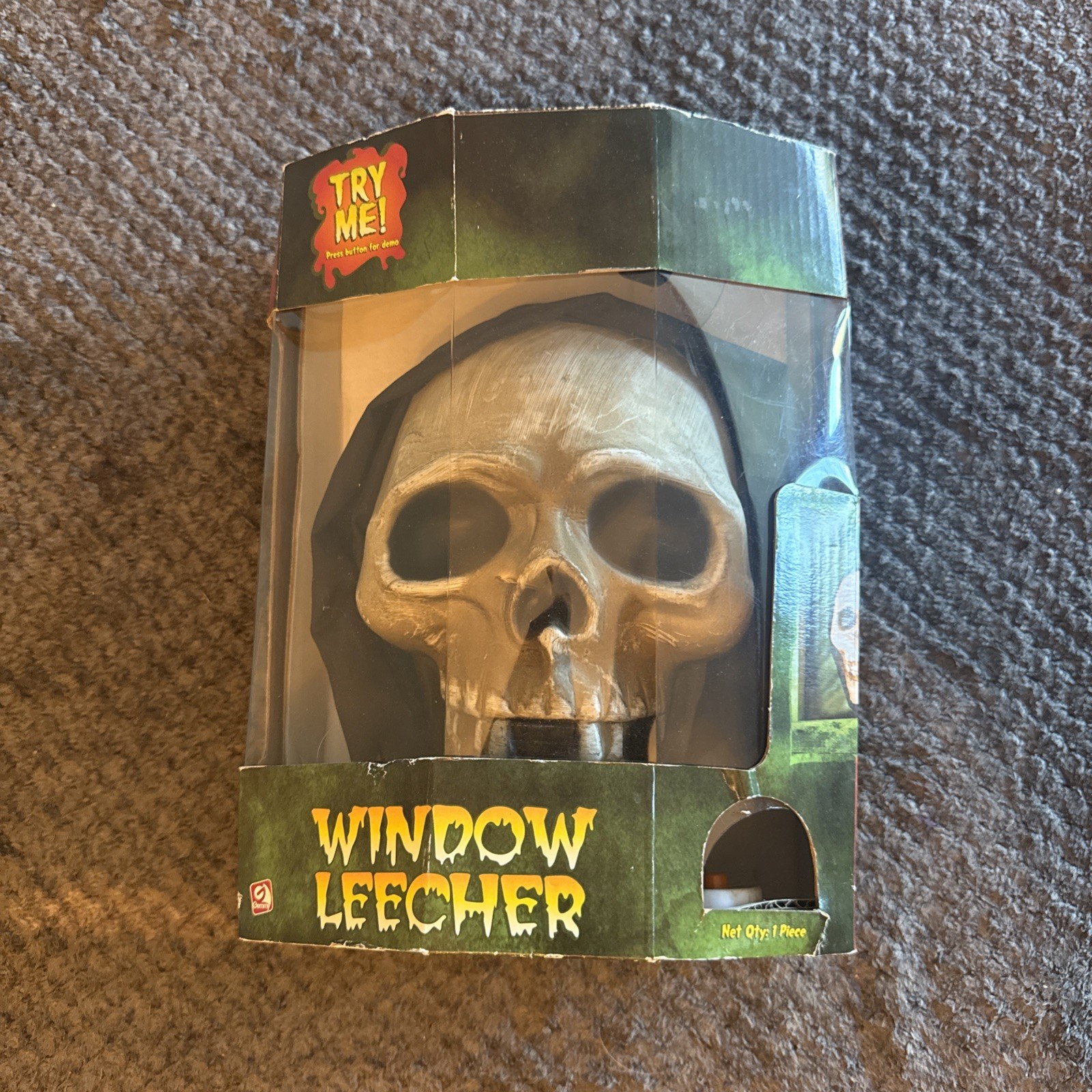 2008 GEMMY SKULL WINDOW LEECHER LIGHT UP Sealed NIB *Try Me Button Not Working* 2008 GEMMY SKULL WINDOW LEECHER LIGHT UP Sealed NIB *Try Me Button Not Working*