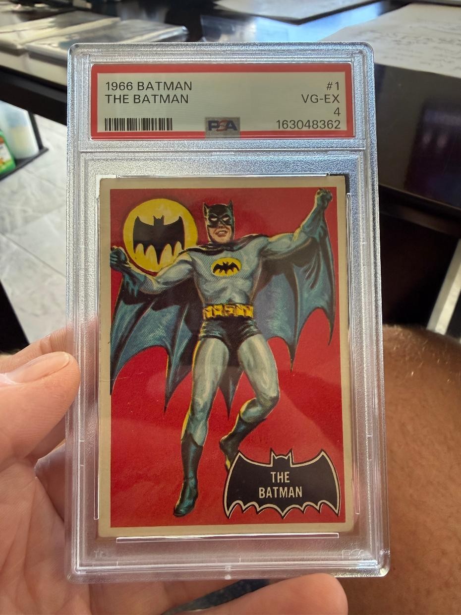 1966 TOPPS BATMAN #1 THE BATMAN ROOKIE PSA 4 VERY GOOD - Grail - Sweet 1966 TOPPS BATMAN #1 THE BATMAN ROOKIE PSA 4 VERY GOOD - Grail - Sweet