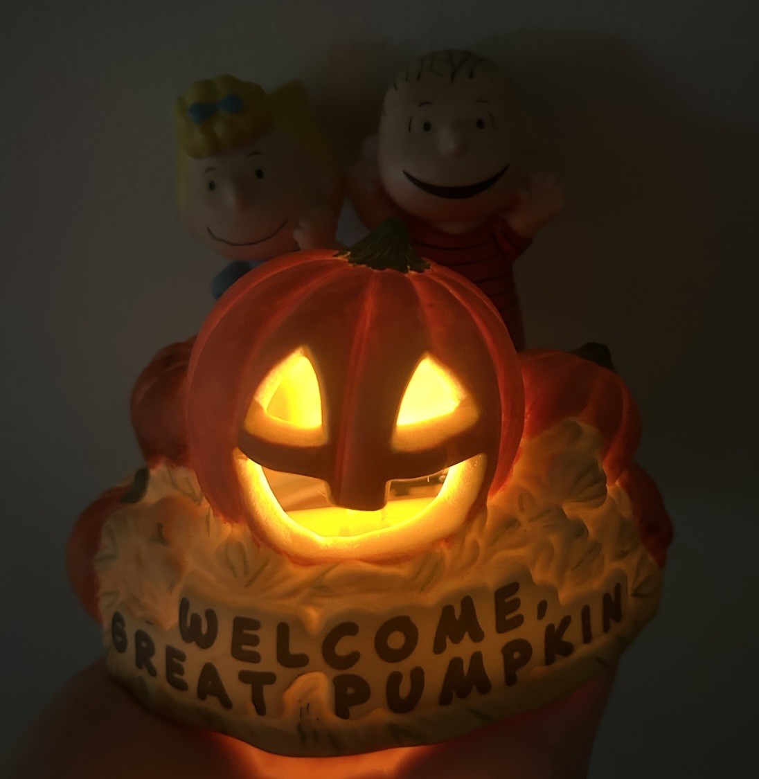 The Great Pumpkin Peanuts Gallery Hallmark  Light Halloween
