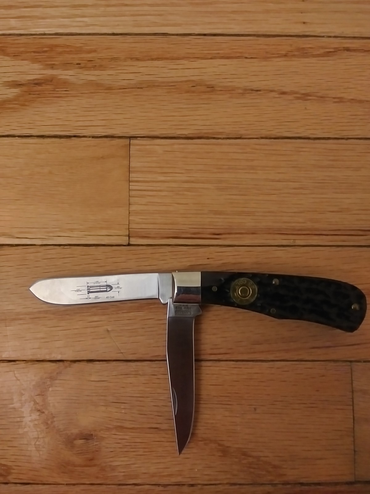 Camillus Classic Cartridge Vintage CCC-5 45 Colt Two Blade Pocket Knife Camillus Classic Cartridge Vintage CCC-5 45 Colt Two Blade Pocket Knife