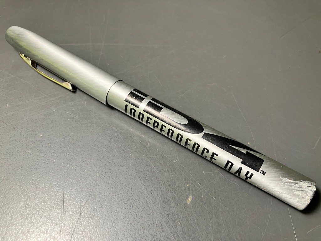 INDEPENDENCE DAY ID4 1996 Movie Promo Light Pen Will Smith Fox ORIGINAL OWNER INDEPENDENCE DAY ID4 1996 Movie Promo Light Pen Will Smith Fox ORIGINAL OWNER