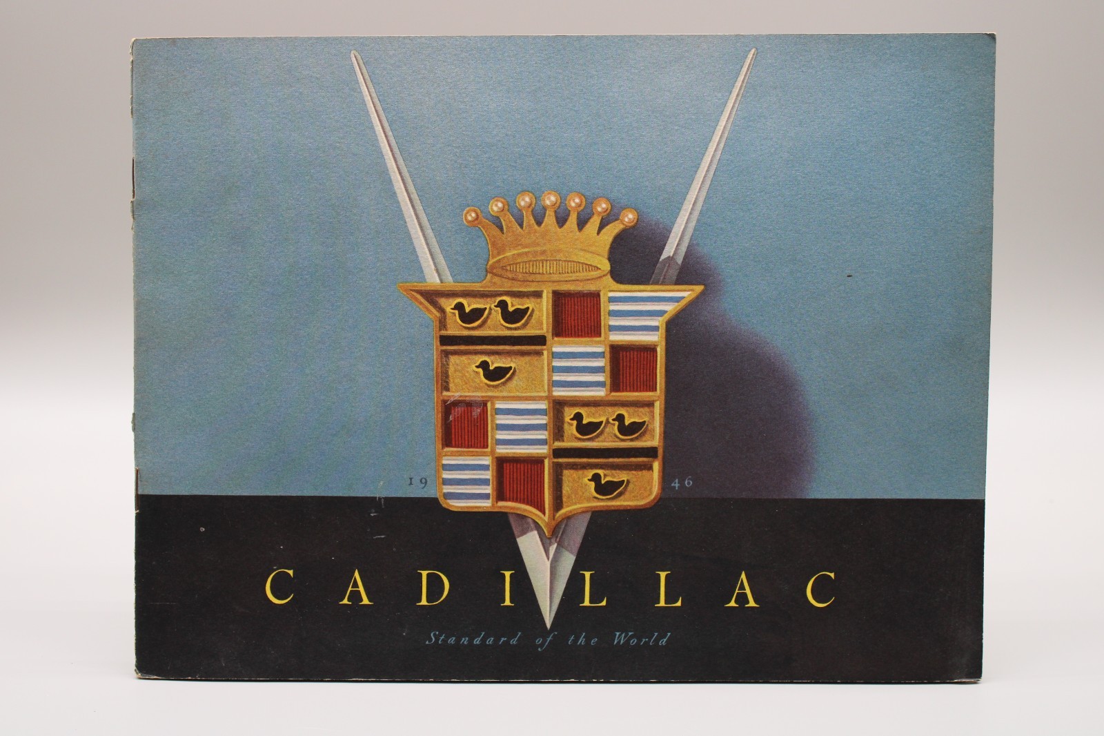 Original 1946 Cadillac Full Line Deluxe Sales Brochure Series 60 61 62 75