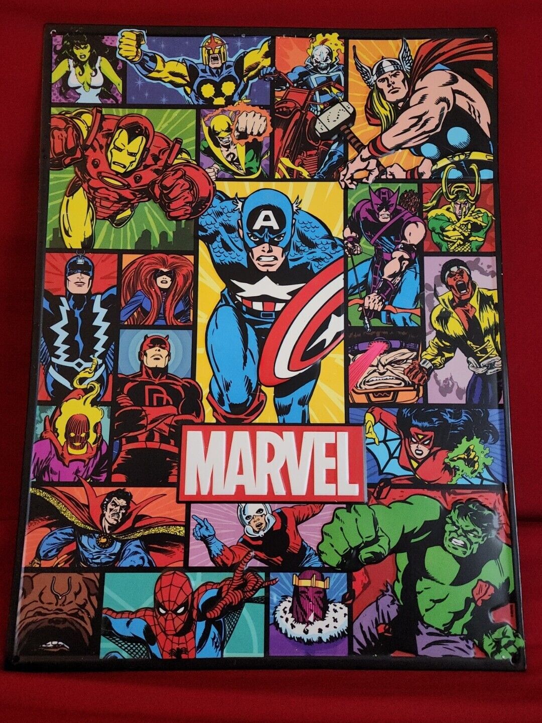 Marvel™ Classics Super Heroes (Retro Style) Tin Sign Exclusive Edition 13\