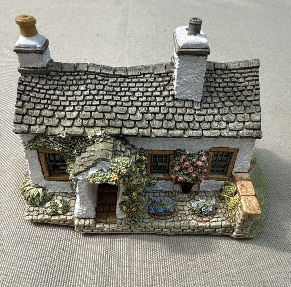 Lilliput Lane ROSE COTTAGE Skirsgill with Dog Special Edition Stamped III 1992