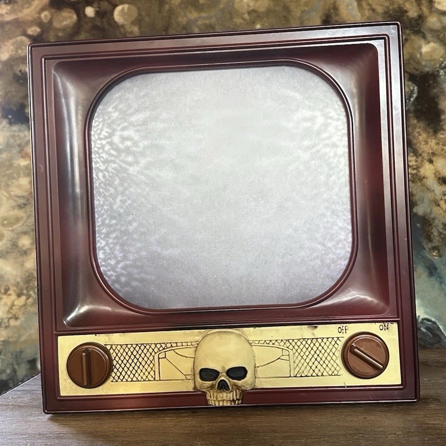 Spirit Halloween Terror TV Animated Light  Up Sound Haunted Prop All Works W Box