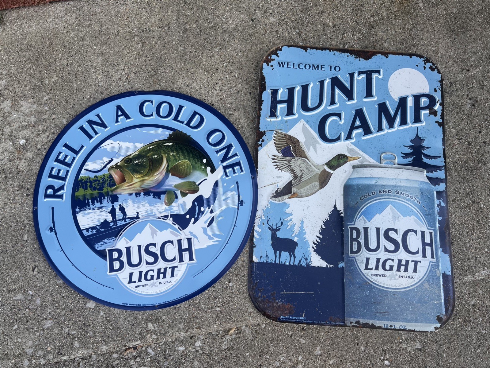 2 large Busch Light metal signs Duck Hunt Camp Hunting Metal Beer Tin 2 large Busch Light metal signs Duck Hunt Camp Hunting Metal Beer Tin