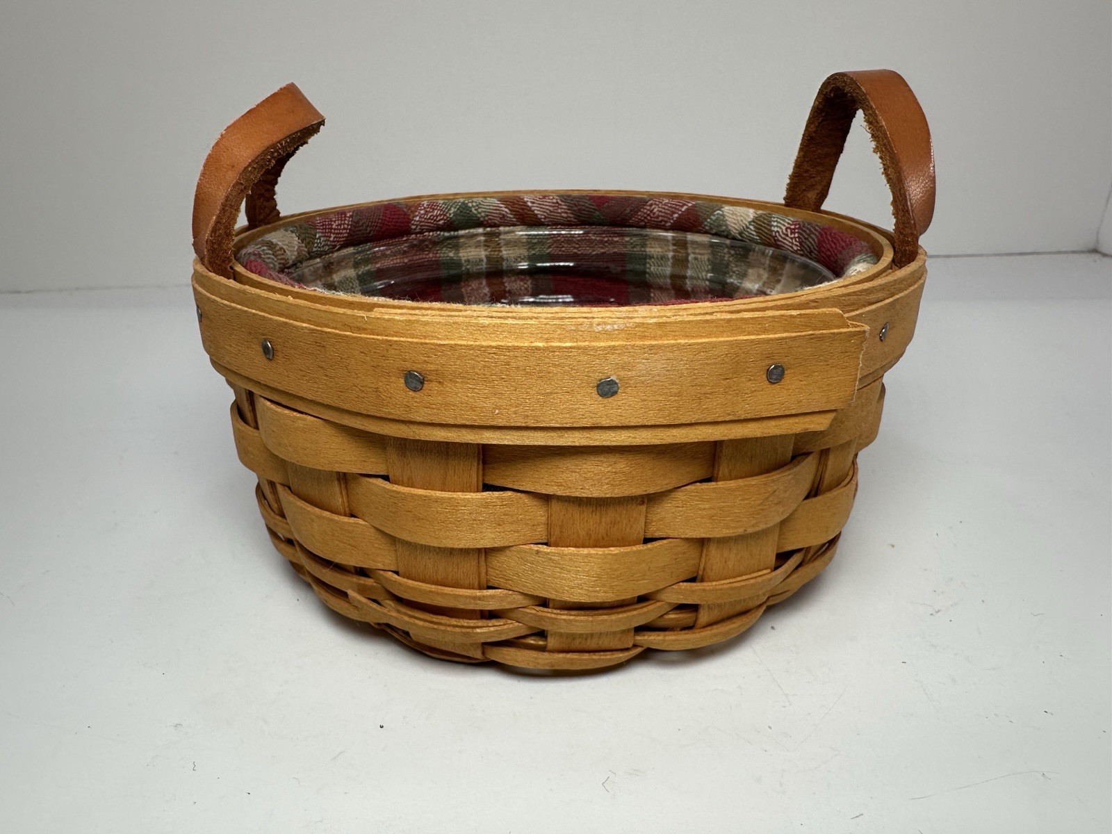 Longaberger Basket-Round 5.5” 2003 With Liner And Plastic Protector