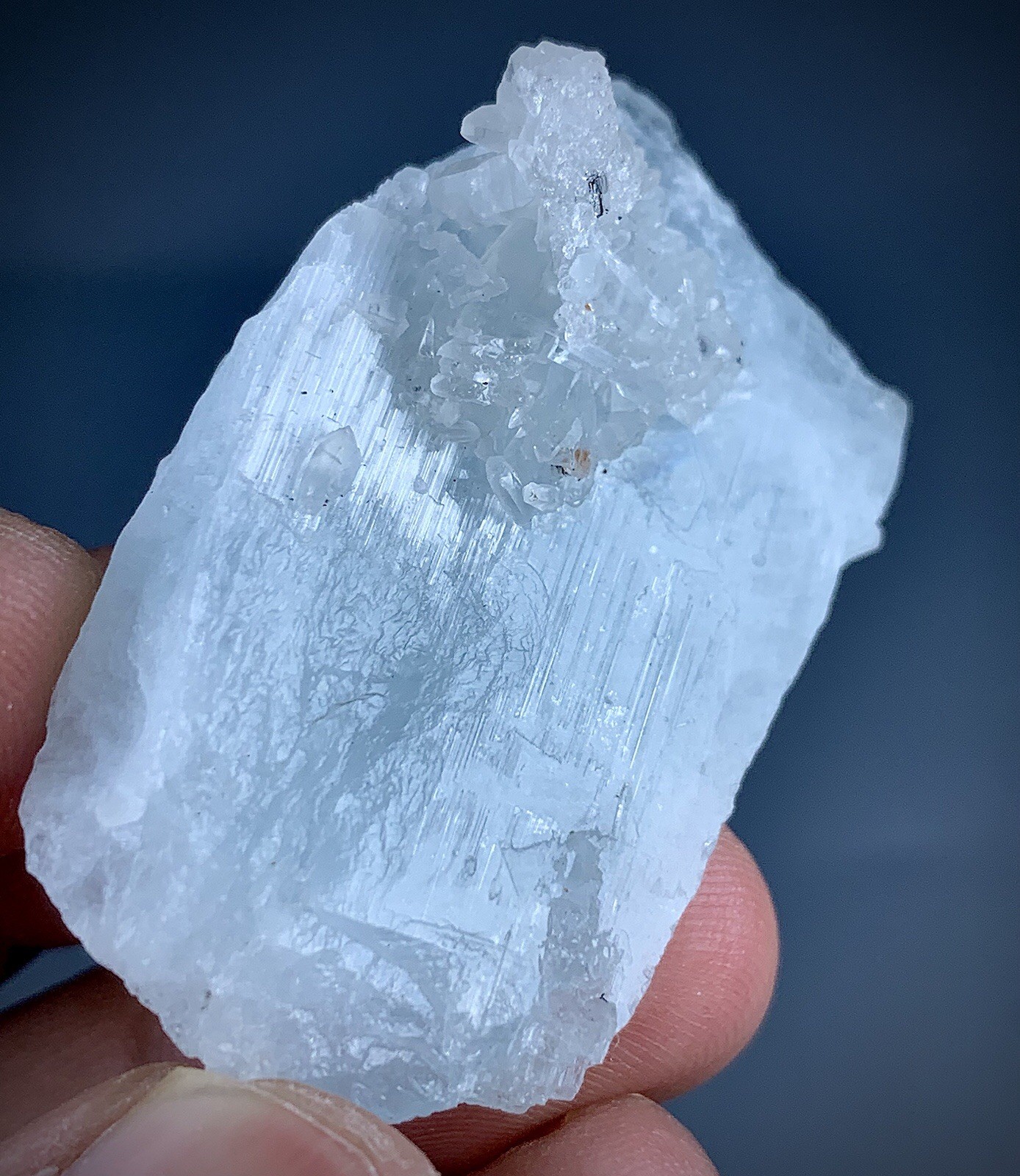 Aesthetic Aquamarine Crystal With Quartz From Pakistan 15.45 Gram. Aesthetic Aquamarine Crystal With Quartz From Pakistan 15.45 Gram.