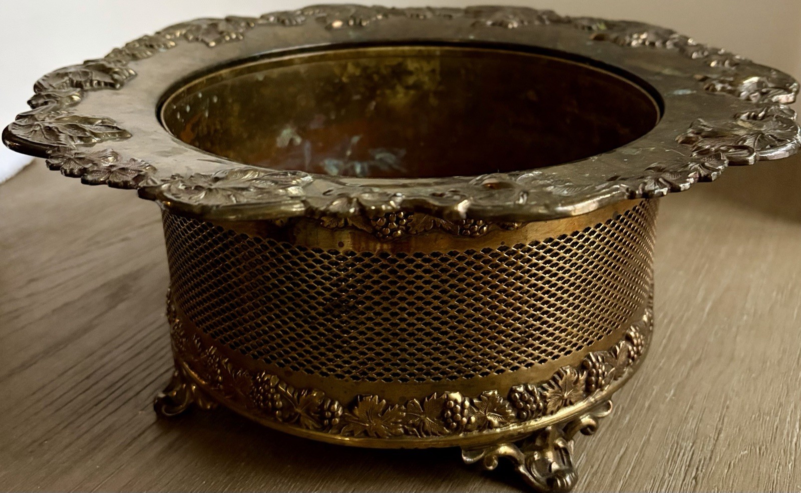 Antique Silverplate Brass Jardiniere Centerpiece Grape Vine Mesh Bowl 12" Antique Silverplate Brass Jardiniere Centerpiece Grape Vine Mesh Bowl 12"