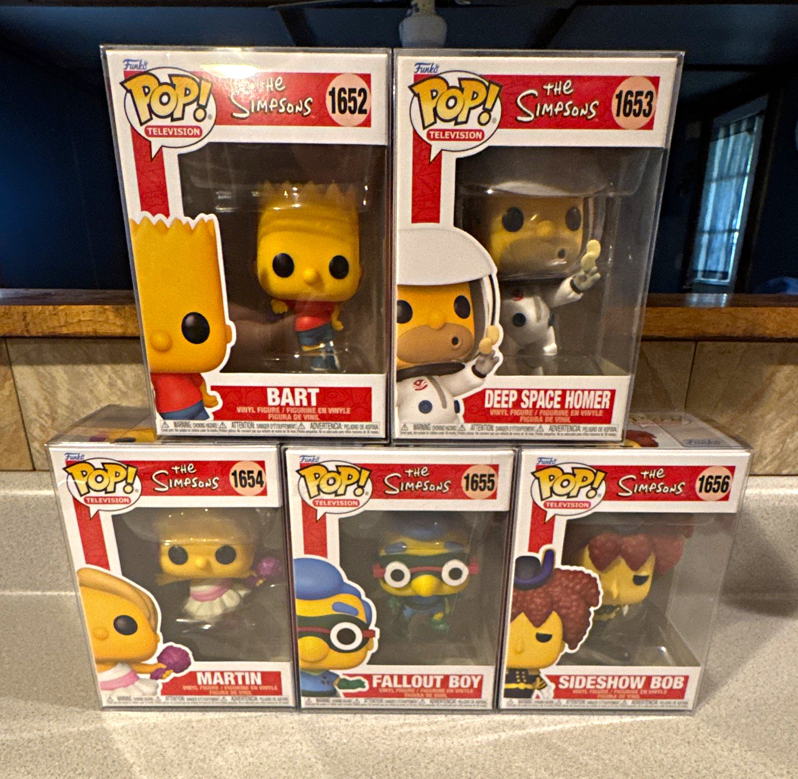 Funko Pop The Simpsons #1652 - #1656. Full Set. #1655 box damaged. Funko Pop The Simpsons #1652 - #1656. Full Set. #1655 box damaged.