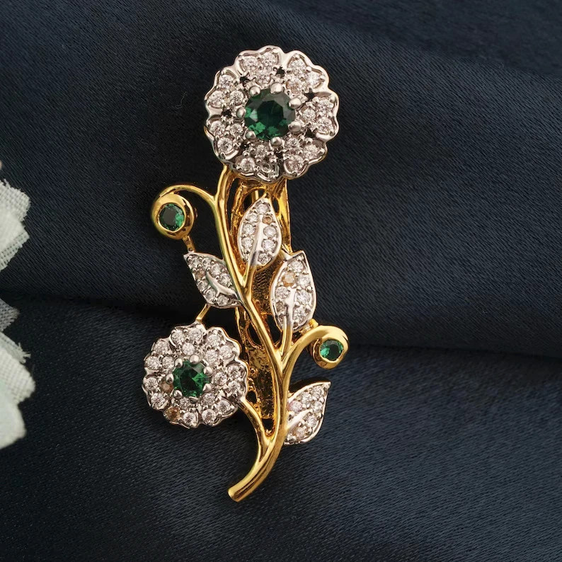 Antique Emerald & Diamond 10K Yellow Gold Over Fleur De Lis Style Brooch Pin 1PC Antique Emerald & Diamond 10K Yellow Gold Over Fleur De Lis Style Brooch Pin 1PC