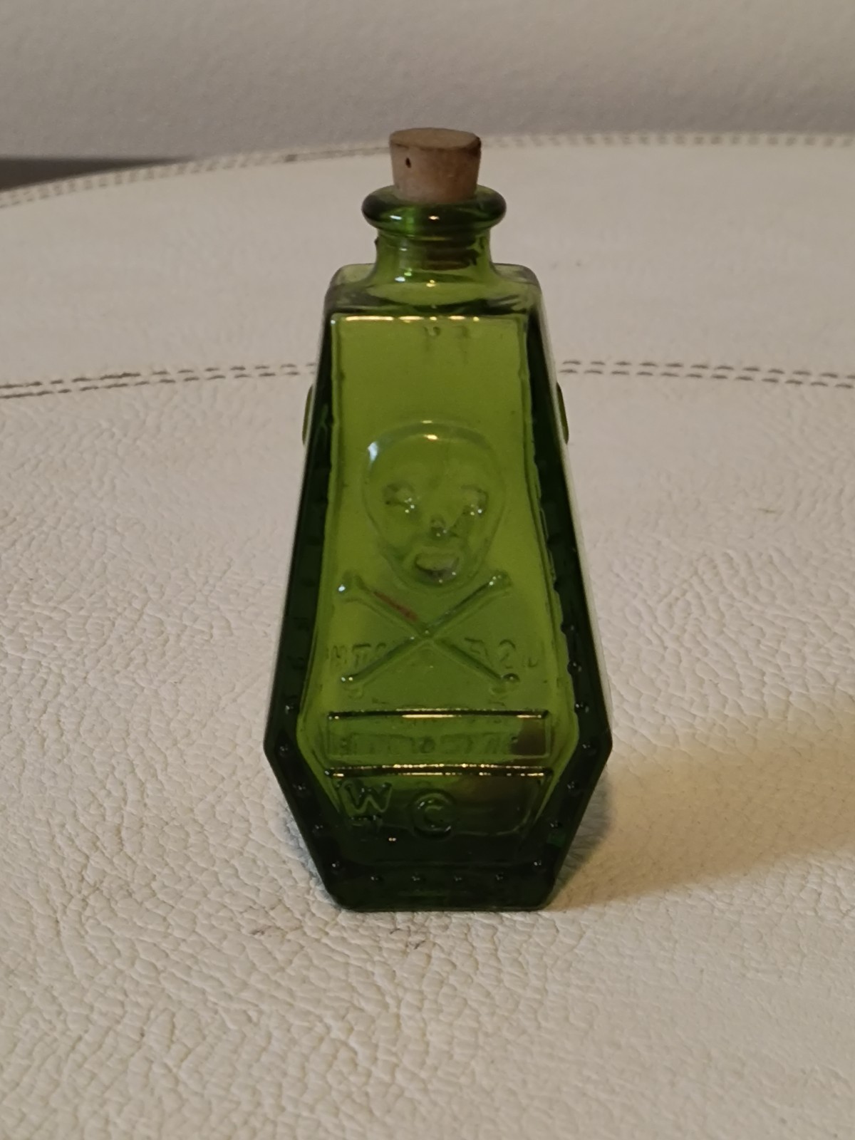 Vintage 1971 Green Wheaton Glass Poison Coffin Bottle RIP Vintage 1971 Green Wheaton Glass Poison Coffin Bottle RIP